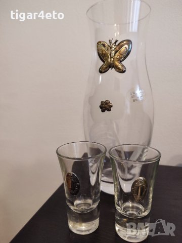 Ваза,чаши със сребро 