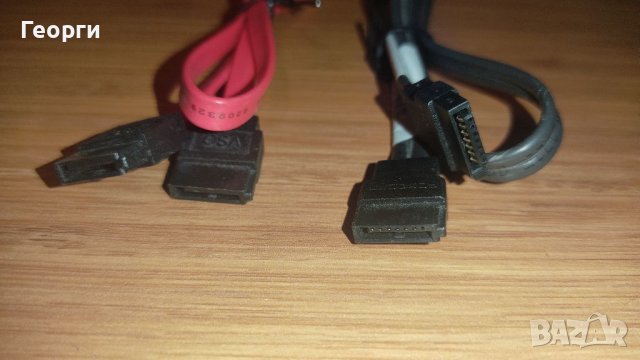 SATA интерфейсни кабели от дъно към DVD и HDD., снимка 2 - Кабели и адаптери - 38729443