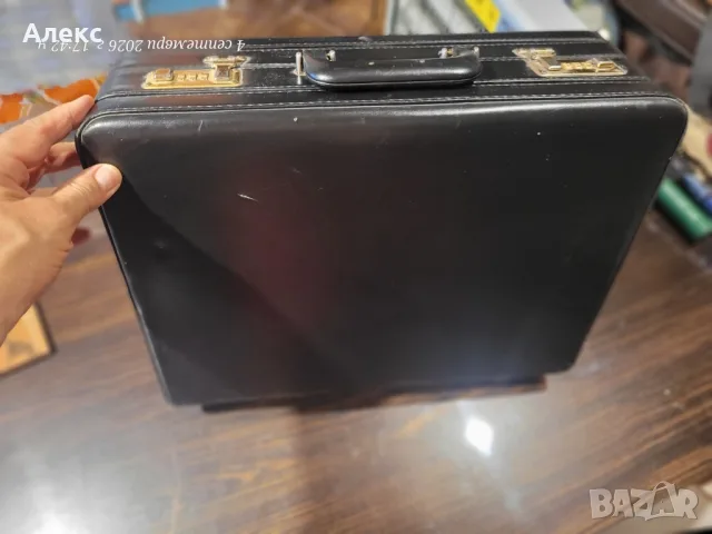 твърд куфар дипломатическо куфарче (Attache Case / Briefcase) , снимка 11 - Куфари - 55958572