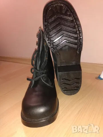 Български кубинки-боти номер 42, снимка 2 - Мъжки боти - 48044999