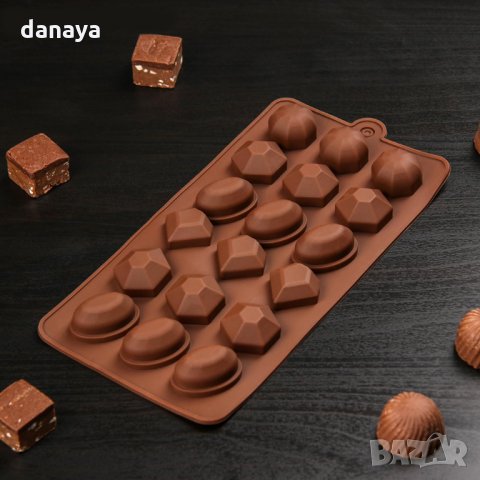 2418 Силиконова форма за бонбони и лед Скъпоценни камъни, снимка 2 - Форми - 34180283