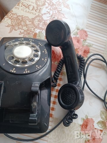 Стар бакелитен телефон, снимка 10 - Антикварни и старинни предмети - 44238640