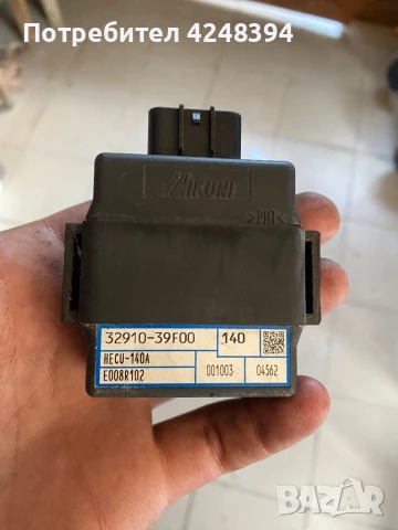 Suzuki GSX-R K1/K2/K3 600/750 кубика на части, снимка 15 - Части - 51230861