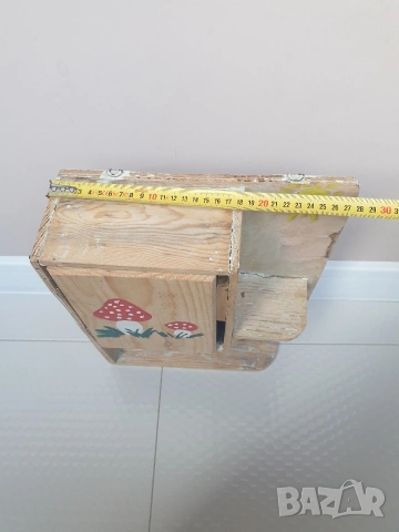 Старо рерро шкафче/етажерка, снимка 4 - Антикварни и старинни предмети - 53393547