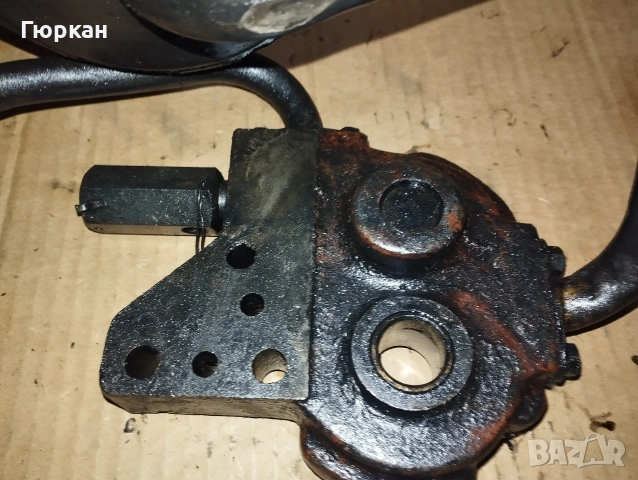 Маслен Помпа за Трактор , снимка 3 - Селскостопанска техника - 52666957