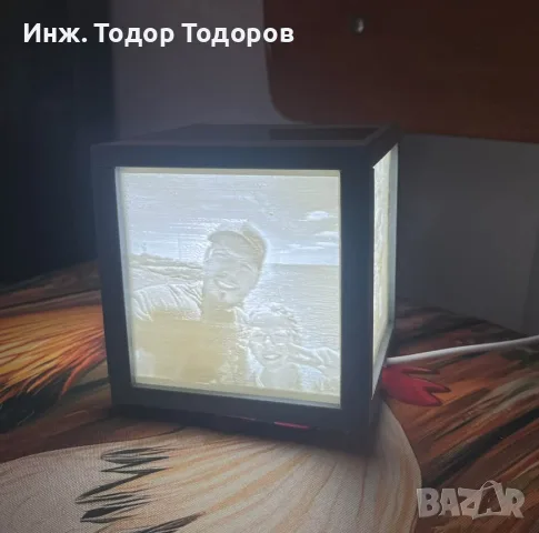 Персонализирана 3D литофанна лампа със снимки – Светлина от спомени, снимка 2 - Настолни лампи - 56191637