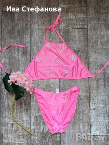 Кокетен цикламено неоново розов бански костюм с 3D 3Д цветя размер М , снимка 8 - Бански костюми - 41677097
