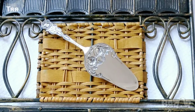 Винтидж лопатка за торта, снимка 5 - Антикварни и старинни предмети - 47992341