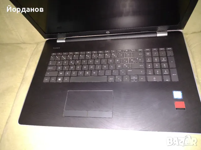 работещ HP 17.3'' Led / Core i5-7200 / 2gb. ram. цял за ремонт или части!, снимка 2 - Части за лаптопи - 48260454