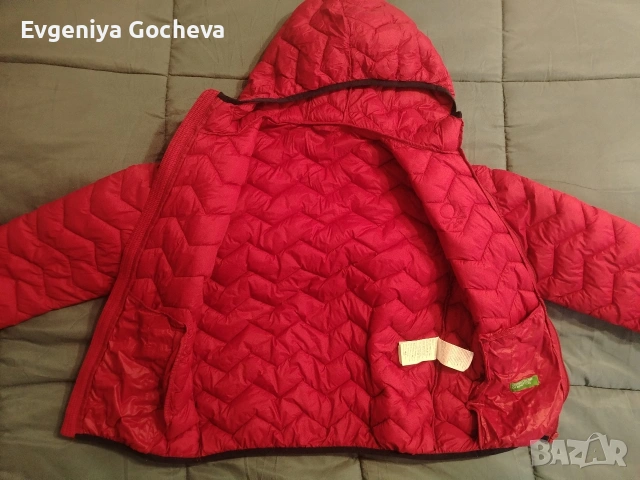 Уникално червено яке 150 см United colour's of Beneton Оригинално, снимка 6 - Детски якета и елеци - 53597504