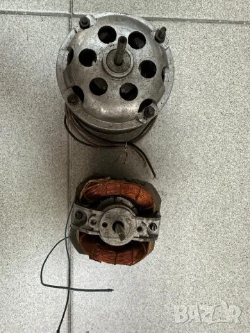 Електромотори 220 V, снимка 3 - Резервни части за машини - 48025167