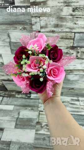 Кашпа с рози от креп хартия!!, снимка 11 - Декорация за дома - 53168992