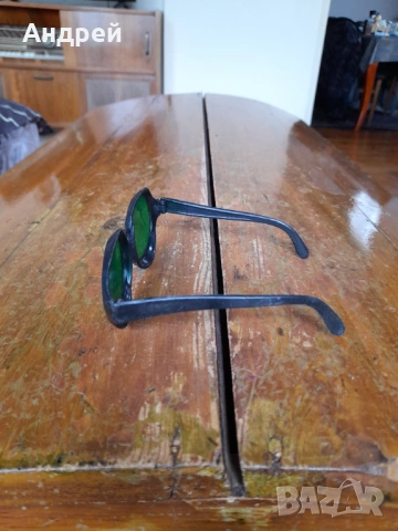 Стари детски слънчеви очила, снимка 4 - Други ценни предмети - 53288389