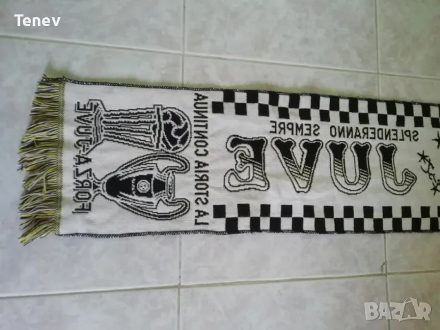 Forza Juve Juventus La Storia Continua Vintage оригинален футболен шал ретро винтидж Ювентус , снимка 8 - Футбол - 48698690