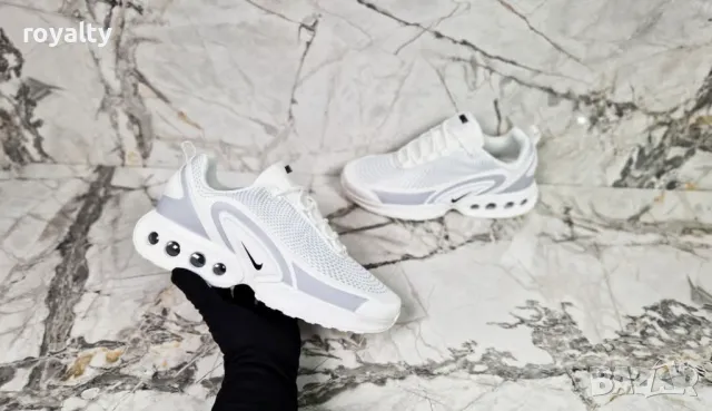 Nike бели спортни мъжки маратонки 