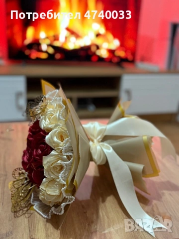 Вечен букет от ръчно изработени сатенени рози, снимка 4 - Изкуствени цветя - 53627630