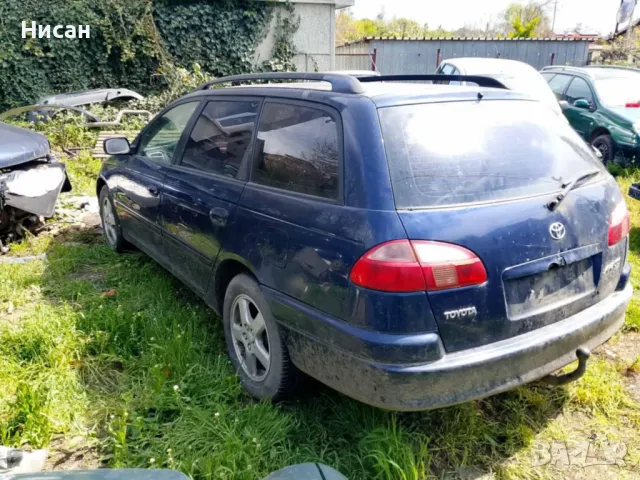 Toyota Avensis 2.0 D4D На части, снимка 2 - Автомобили и джипове - 50053603