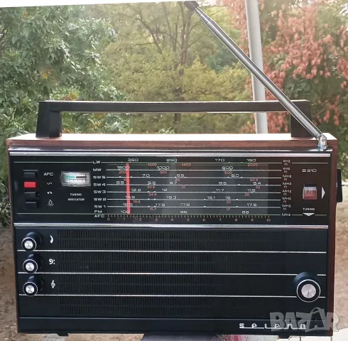 📻✨ SELENA B-210 – РЯДЪК ЕКСПОРТЕН МОДЕЛ – 150 €✨📻, снимка 2 - Антикварни и старинни предмети - 56071906