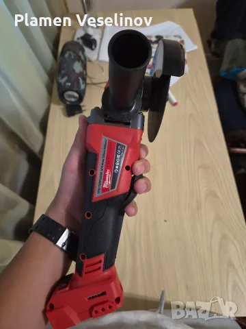 Milwaukee M18 Fuel КОМПЛЕКТ - Перфоратор, Ъглошлайф, Гайковерт, Винтоверт, снимка 4 - Куфари с инструменти - 56010135