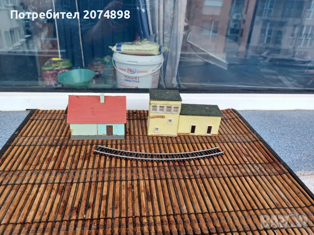 Ж.П. спирка и къщичка, мащаб 1:120, снимка 1