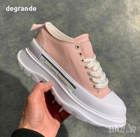 Дамски Alexander McQueen налични в РОЗОВО ЧЕРНО  БЯЛО, снимка 2 - Маратонки - 52683845