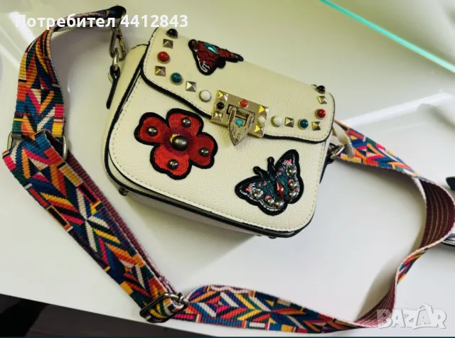 Дамска чанта, снимка 4 - Чанти - 49481869