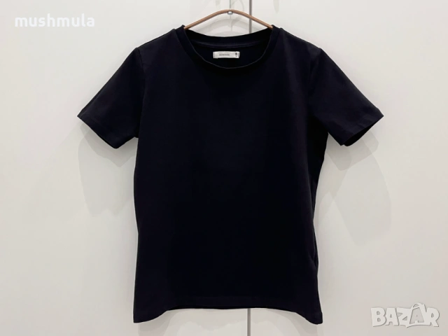 Черна вталена тениска Reserved S