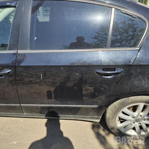 Пасат Б6 1.9 дизел 105кс БКЦ. черен на ЧАСТИ (Passat B6 BKC cheren na chasti)
• Имами с ляв волан, снимка 9 - Части - 50314047