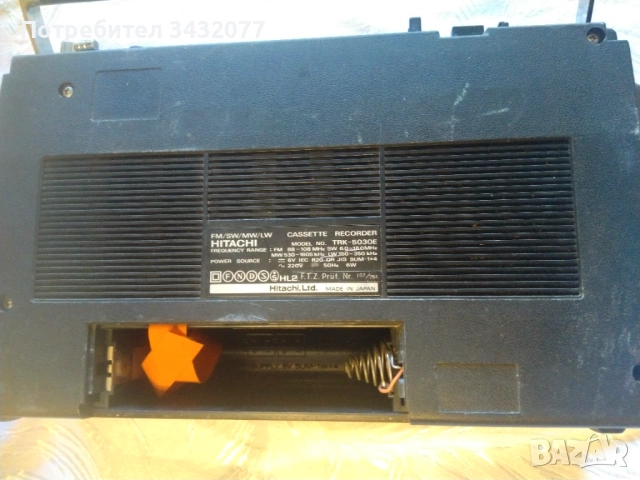 Радио касетофон Хитачи, снимка 3 - Радиокасетофони, транзистори - 53786310