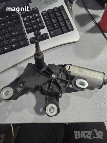 7H0955711 Моторче за чистачка за задното стъкло Volkswagen Transporter T5 2003-2015 404808B, снимка 3 - Части - 52826475