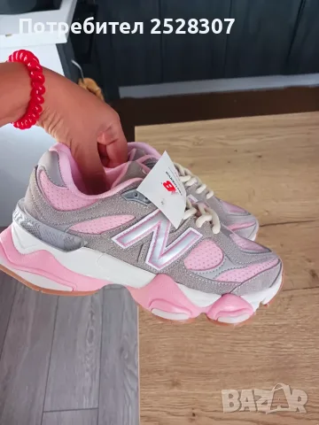 Нови маратонки на New Balance 9060, снимка 2 - Маратонки - 55690421