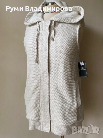 Грейка с качулка Volkom, с етикет