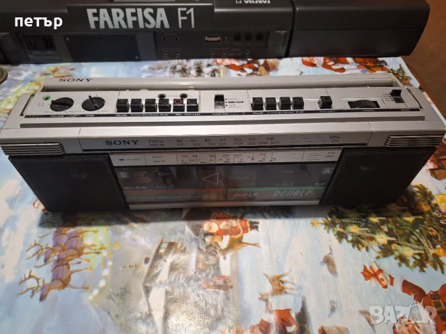 Касетофон Сони, снимка 2 - Радиокасетофони, транзистори - 48642416