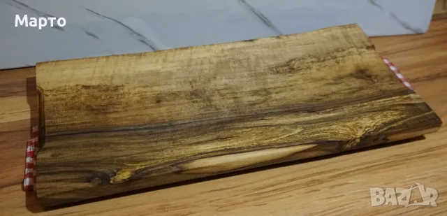 Ръчно изработена дъска-поднос за мезе от орех с две отделения, снимка 5 - Аксесоари за кухня - 49304277