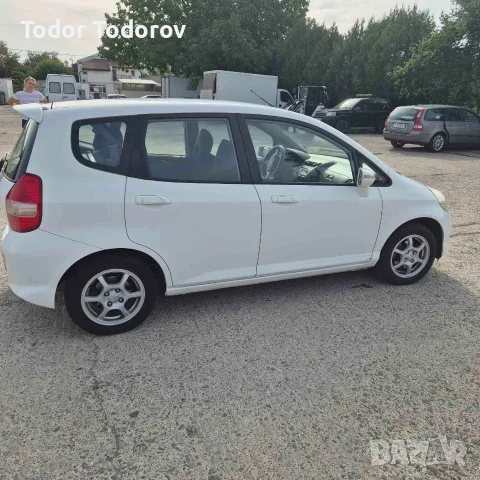 продавам хонда джаз, снимка 3 - Автомобили и джипове - 55874632
