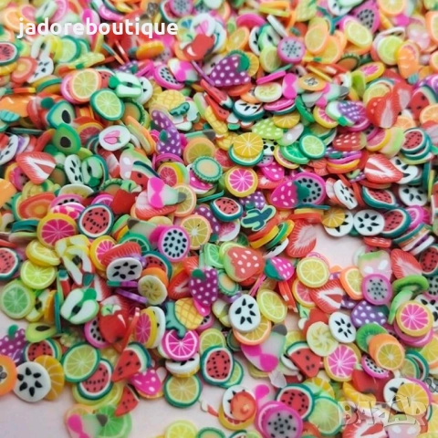 Фимо декорация за маникюр - различни видове