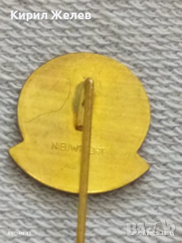 Пет значки стари редки CASTELLA,REVILAC,RADION за КОЛЕКЦИЯ ДЕКОРАЦИЯ 12210, снимка 9 - Колекции - 50862186