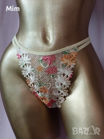 S/ L Полупрашка с богата рязана бродерия 