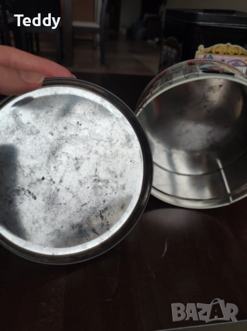 Ретро метални кутии, снимка 7 - Антикварни и старинни предмети - 51975977