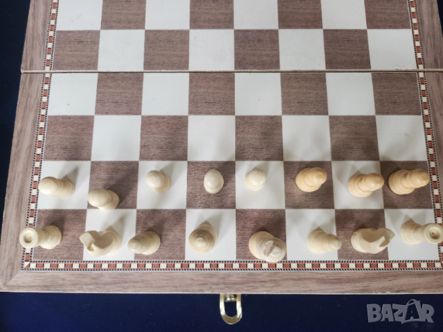 шах с к-т фигури 29х29 см / малък пирографиран 17х17 см с фигури / хартиен шах / фигури големи, снимка 2 - Шах и табла - 52583035