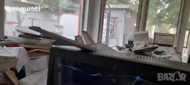 Стойкa за телевизор SHARP модел 40BG4E, снимка 4 - Стойки, 3D очила, аксесоари - 34033647