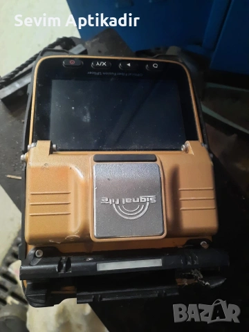 Апарат за заверяване на оптични влакна