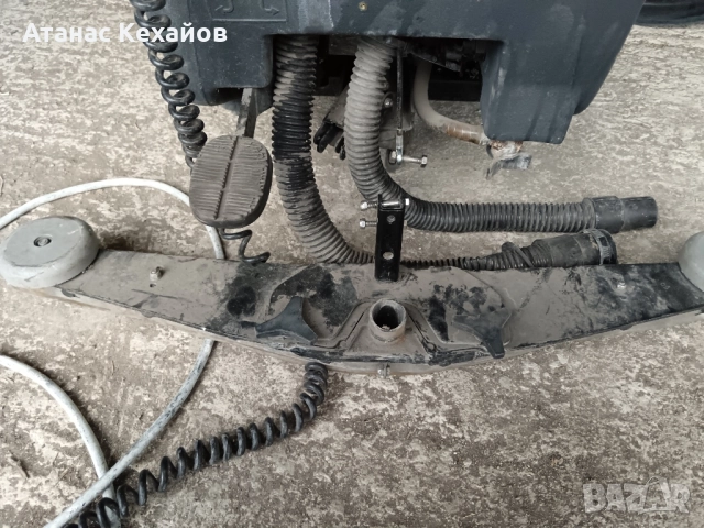 продавам машина за почистване на под Gansow CT40, снимка 9 - Други машини и части - 51870565