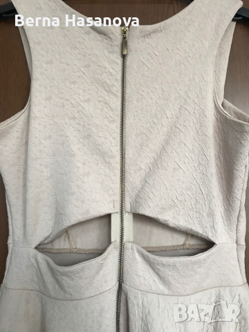 Бежова елегантна рокля, снимка 4 - Рокли - 36153173