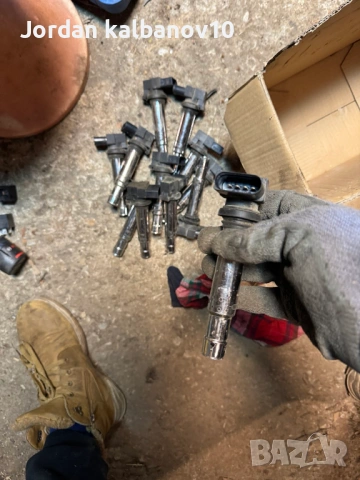 Запалителна бобина свещи на Ауди Audi A8L 6.3L W12 500ps. само за 20Eur. 07P905715, снимка 5 - Части - 53306313