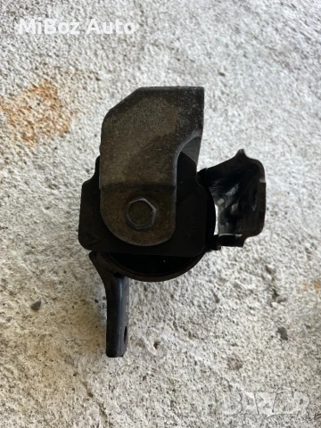 Тампон двигател Мицубиши Аутлендър 2 Mitsubishi Outlander (2006-2012), снимка 4 - Части - 50907968