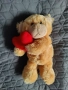 Продавам плюшена мека играчка Мече със сърце - нова, снимка 10