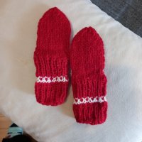 Ръчно плетени бебешки чорапи от вълна, ходило 12 см., снимка 2 - Бебешки чорапи - 39890362