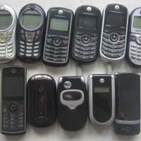 Продавам работещи и в добро състояние GSM-ми  Motorola, снимка 1 - Motorola - 29553880
