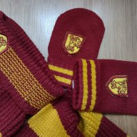 Harry Potter - комплект шапка, шал и ръкавици на марката Marks & Spencer, снимка 5 - Комплекти за бебе - 42671870